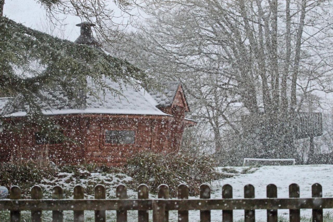 Lovaton Farmhouse Окхамптън Екстериор снимка